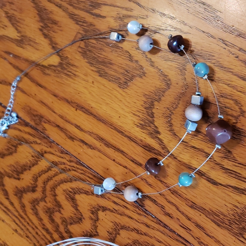 Necklaces - Picture 2 of 4